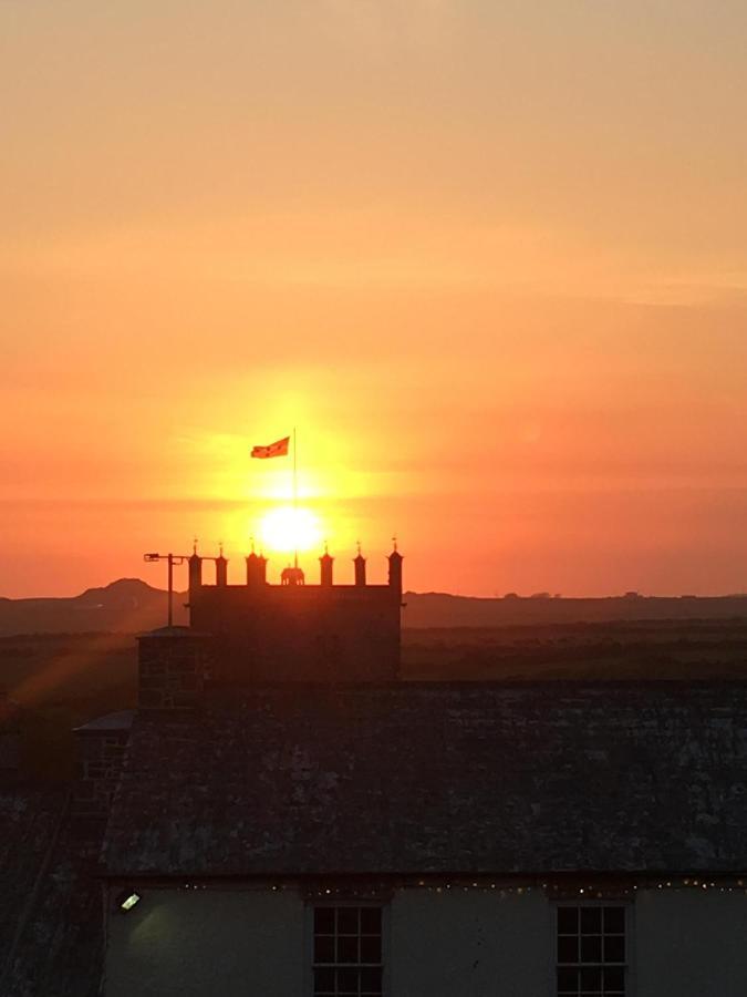 St Davids Gin & Kitchen - The Cathedral Villas Exterior foto